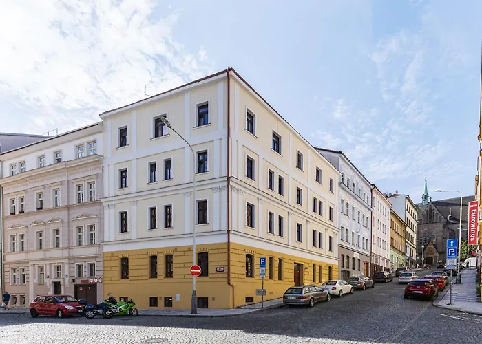 Stay2gether - Oasis - Main Train Station Apartament