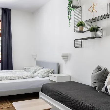 Appartement Stay2gether - Oasis - Main Train Station *